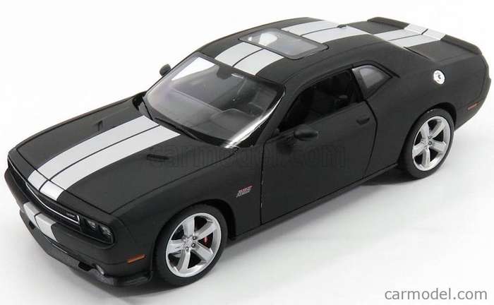 Dodge Challenger SRT Matt Black 2012 1/24 Scale WELLY 24049BLACK