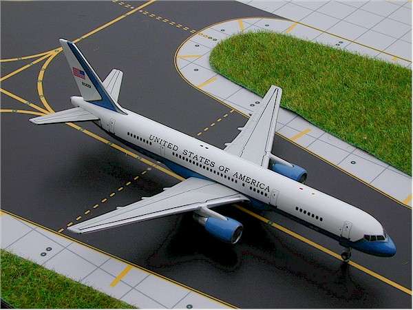 Boeing 757-200 United States of America - 1/400 Scale (Gemini Jets GJAFO254)