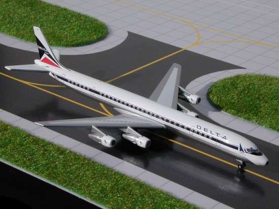 Douglas DC-8-61 Delta Air Lines - 1/400 Scale (Gemini Jets)(GJDAL100)(TH2481)