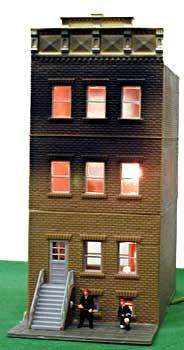 House on Fire Built Up - h0 Gauge Model Power 568