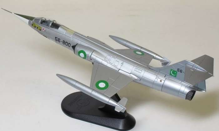 Lockheed F-104A Starfighter Pakistan Air Force - 1/72 Scale (Corgi)(PR99418)(TAS008550)