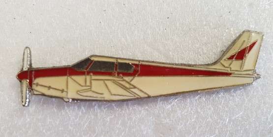 Piper PA24 Comanche Metal Pin 207