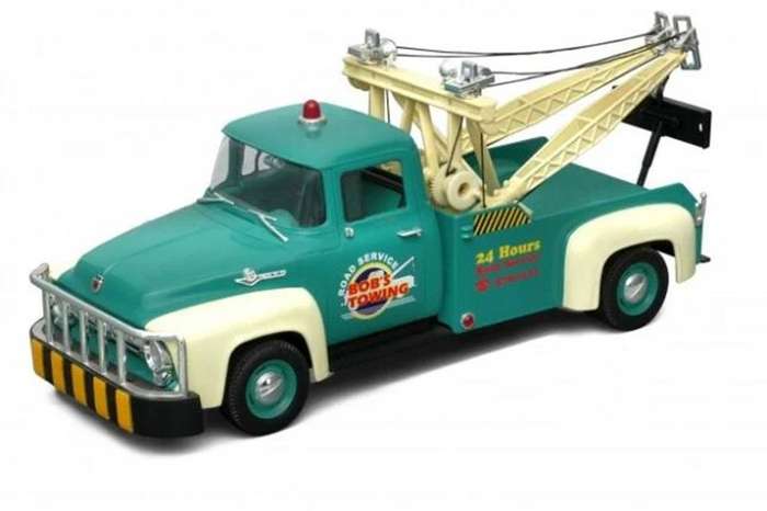 Ford F100 Pick Up Tow Truck Green 1956 1/18 Scale WELLY 19834GN