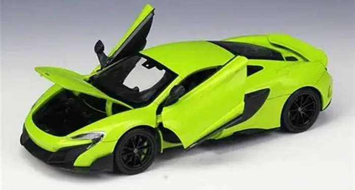 MCLAREN 675L Light Green 1/24 Scale WELLY 24089