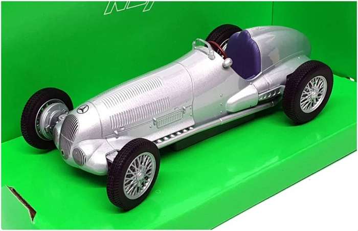 Mercedes-Benz W125 Silver 1/24 Scale WELLY 24109
