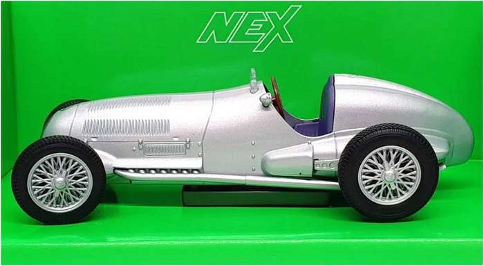 Mercedes-Benz W125 Silver 1/24 Scale WELLY 24109