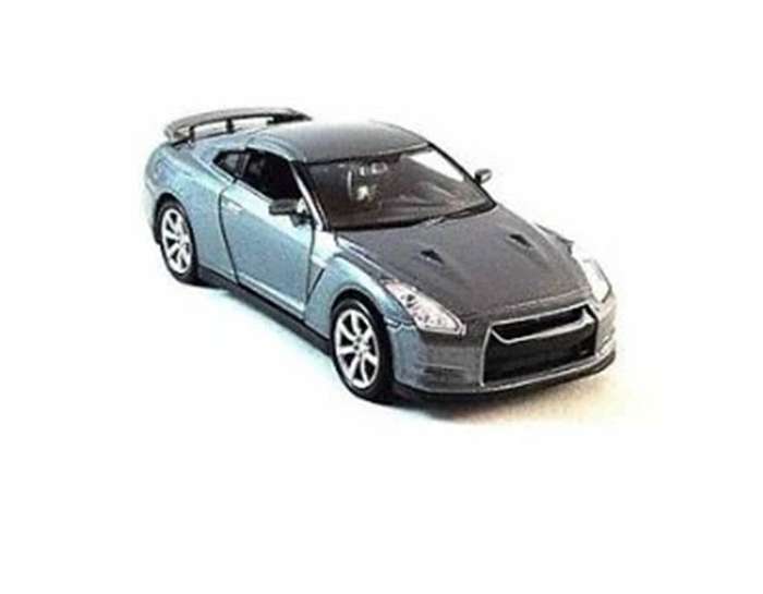 Nissan GTR Pullback Grey 1/38 Scale WELLY 43632