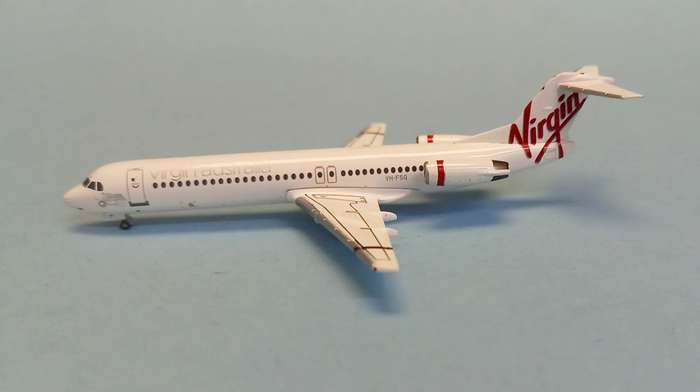 Fokker 100 Virgin Australia - 1/400 Scale (JC Wings)(XX4342)(TAS4383)