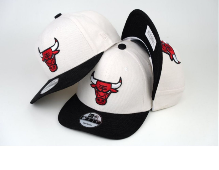 Caps