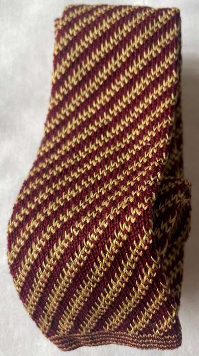 ORIGINAL GIORGIO ARMANI MENS PURE COTTON HANDMADE TIE, RED AND GOLD DIAGONAL STRIPES, MADE IN ITALY