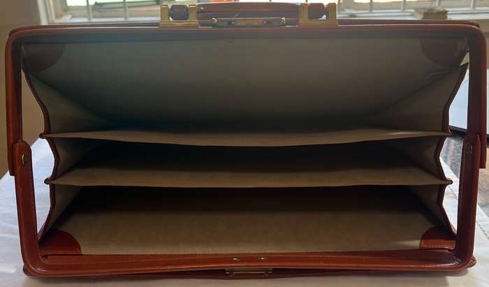 DESIGNER VINTAGE GOLDPFEIL BROWN LEATHER BRIEFCASE WITH WORKING LOCK MECHANISM MADE IN GERMANY