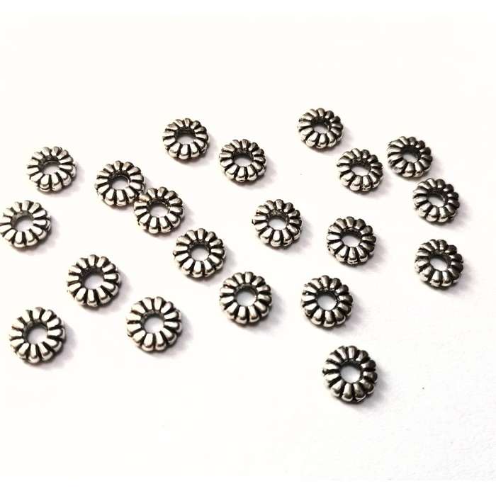 Beads / Metal Daisy Beads - 200pcs  - 7x2mm - silver color / Beads for crafting