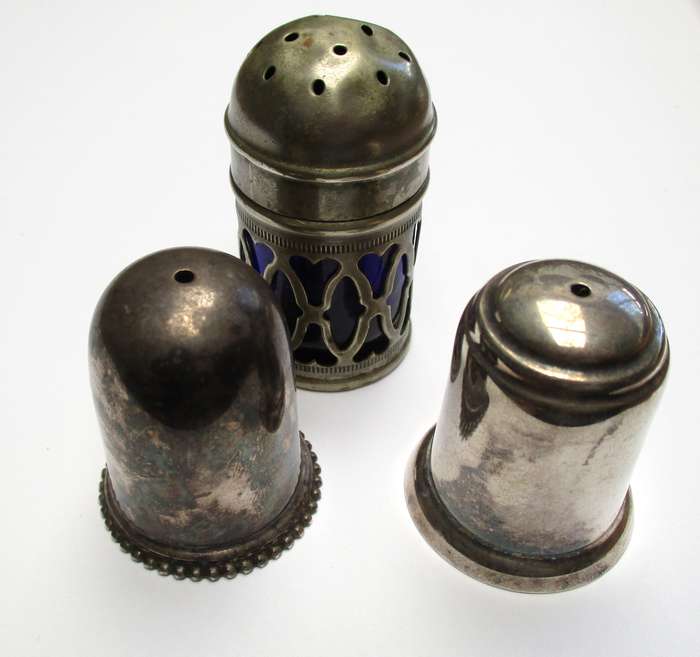 Antique / vintage lot - salt shakers - EPNS
