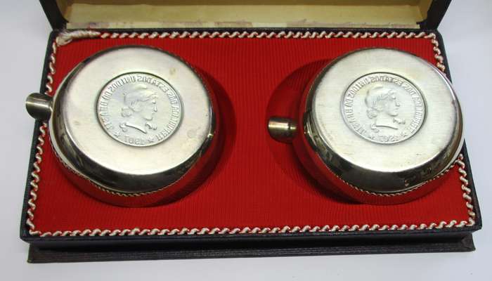 A pair of Vintage silver plated Belprata Ashtrays with Brasil 1907 "coin" detail