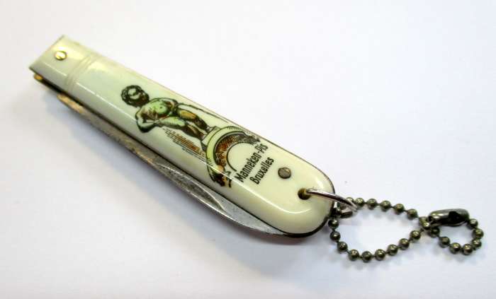 Vintage pocket knife / Brussels - Belgium tourism - Manneken-Pis Bruxelles