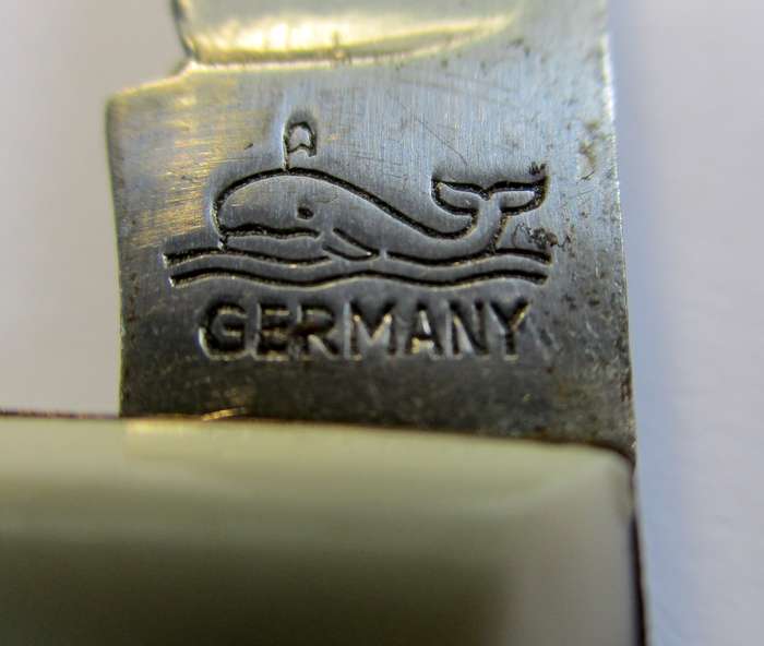 Vintage pocket knife / Brussels - Belgium tourism - Manneken-Pis Bruxelles