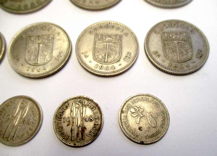 Lot - Rhodesia coins and coin ashtray