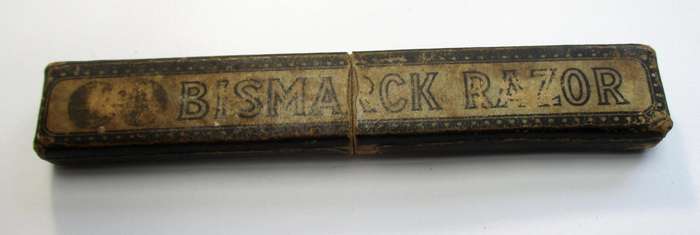 Antique / vintage - Empty Cut Throat Razor Box - Bismarck