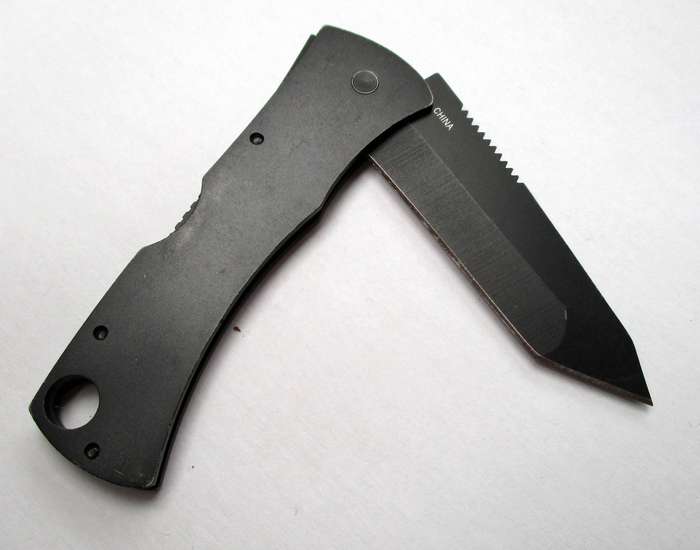 SOG Micron II  - Small black lock knife - tanto blade