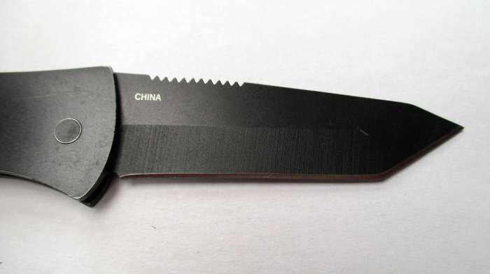 SOG Micron II  - Small black lock knife - tanto blade