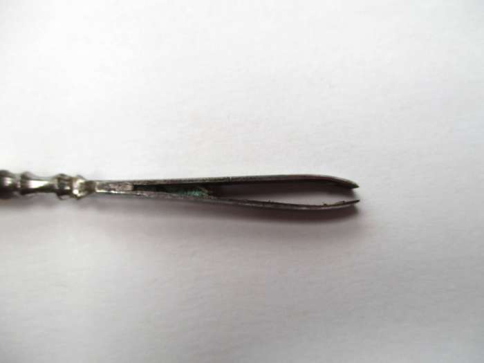 Antique / vintage mother of pearl grooming tweezers