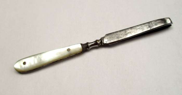 Antique / vintage mother of pearl grooming tweezers