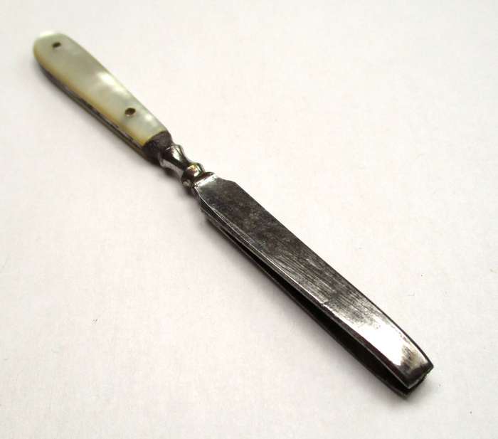 Antique / vintage mother of pearl grooming tweezers