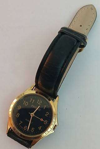 Vintage (new, old stock) Farah Mens gold plated wristwatch