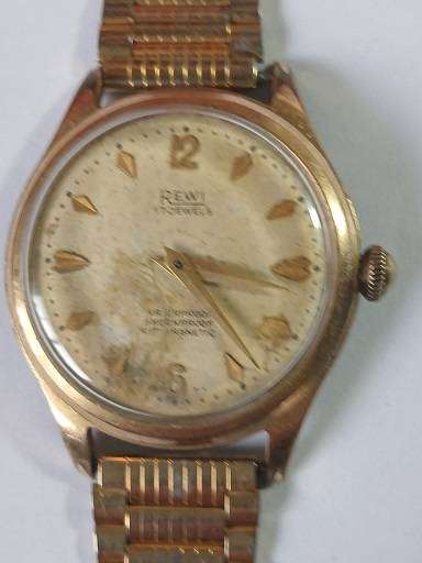 Vintage REWI  hand winded Swiss made Mens wristwatch