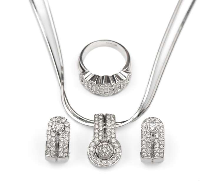 Di Modolo Diamond Hand crafted designer Jewellery set , ring, necklace, pendant and earring set