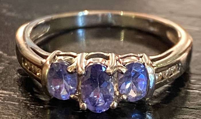 9ct White gold with three Tanzanite's and 6 Diamonds Ring