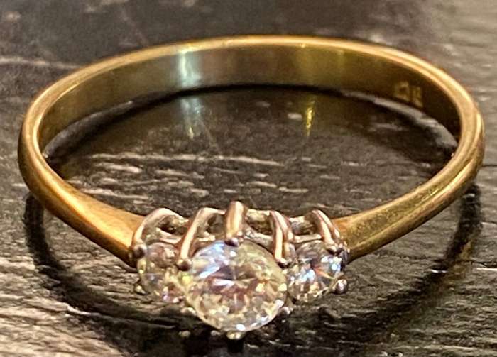 Cute Dainty and petite 9ct yellow gold with Cubic Zirconia Ring