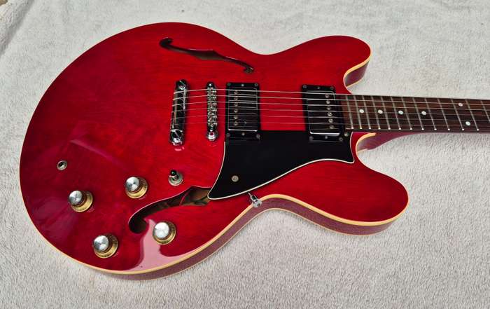 Cort Source ES335 Semi-Hollow Body Guitar