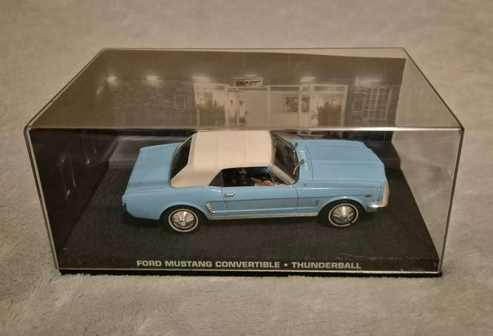 James Bond 007 Ford Mustang Convertible - 1/43 Scale - Thunderball