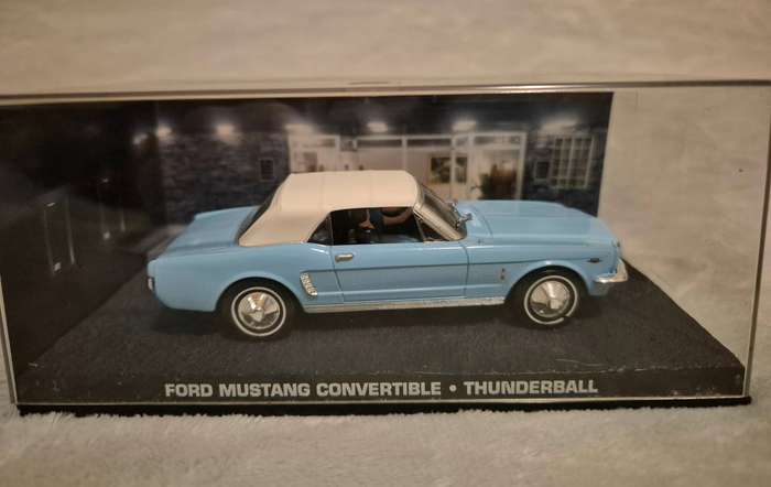 James Bond 007 Ford Mustang Convertible - 1/43 Scale - Thunderball