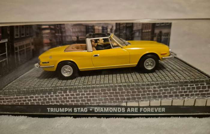 James Bond 007 Triumph Stag- 1/43 Scale - Diamonds are Forever
