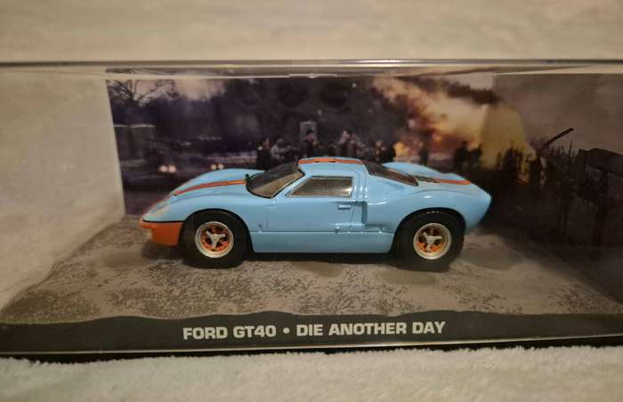 James Bond 007 Ford GT40 - 1/43 Scale - Die Another Day