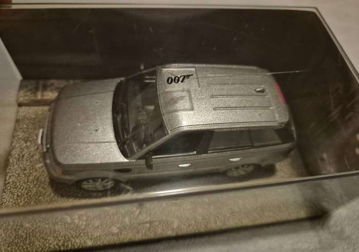 James Bond 007 Range Rover Sport - 1/43 Scale - Quantum of Solace