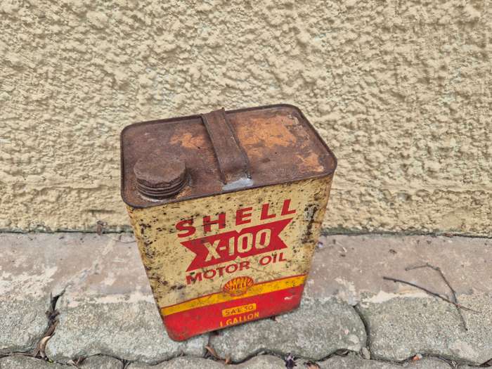 Vintage Shell X100 Oil Can - Collectible