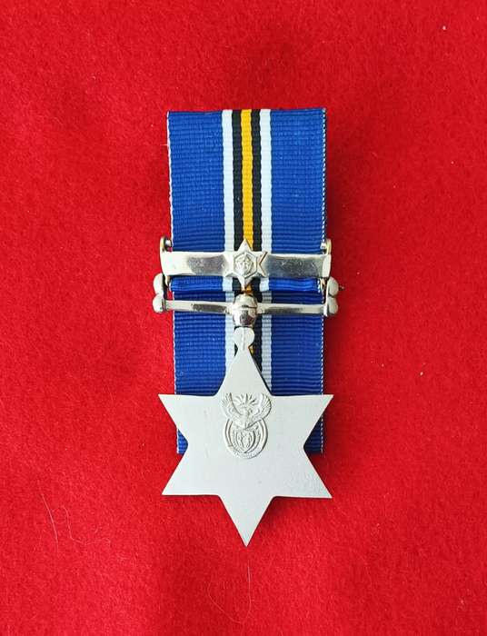 SANDF - SILVER PROTEA + SECOND AWARD BAR - FULL SIZE