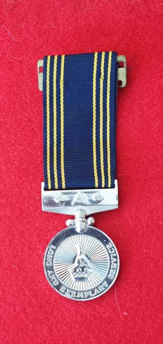 ZIMBABWE - POLICE LONG AND EXEMPLARY SERVICE MEDAL - FULL SIZE