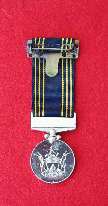 ZIMBABWE - POLICE LONG AND EXEMPLARY SERVICE MEDAL - FULL SIZE