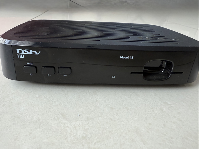 DSTV HD MODEL 45 DECODER