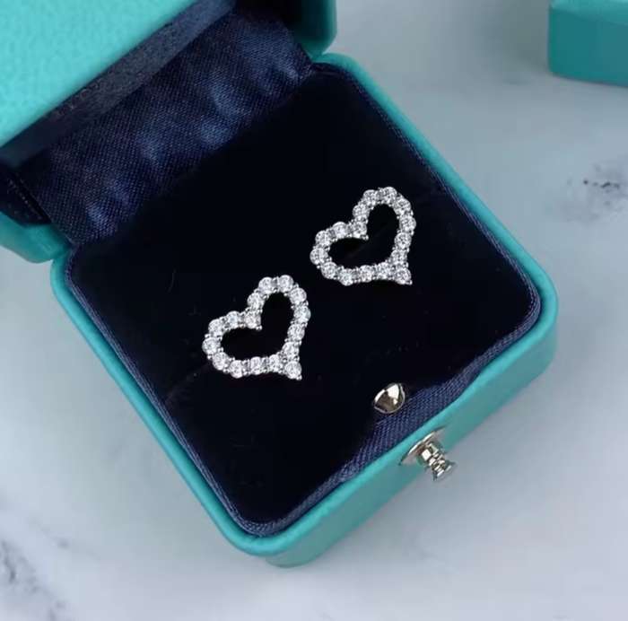 925 Silver CZ Heart Earrings
