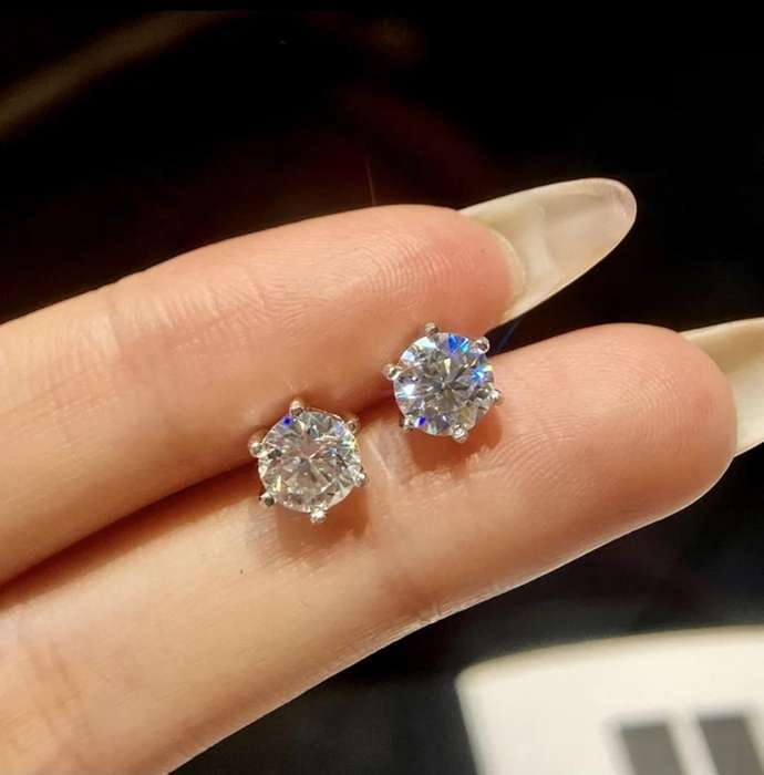2ct Moissanite 925 Silver 6 Claws Stud Earrings