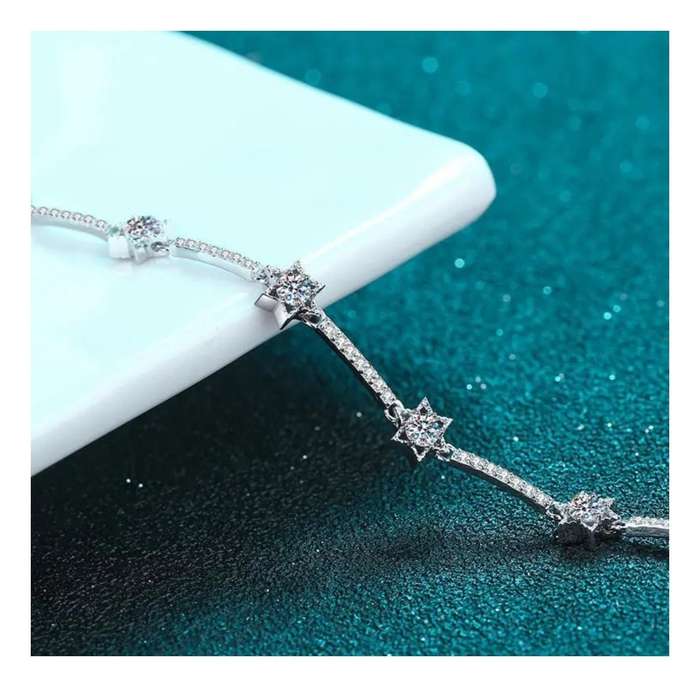 1ct Brilliant Cut Moissanite Star Bracelet