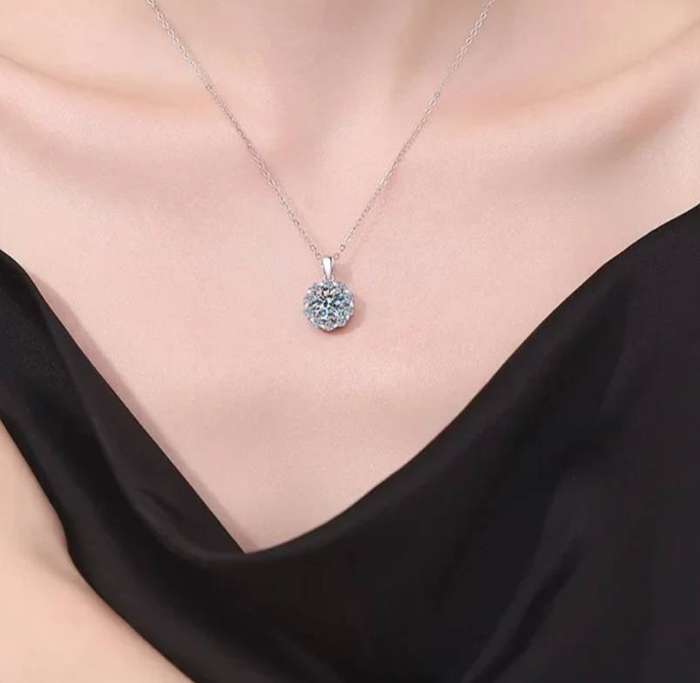 2ct Moissanite Nicky Necklace