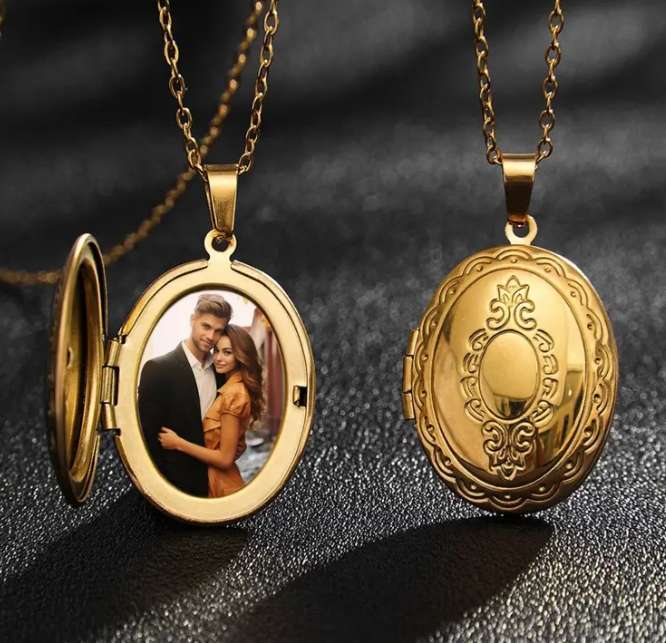 Stainless Steel Photo Locket Pendant Necklace