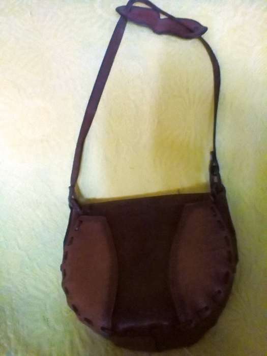 Vintage, genuine leather shoulder bag