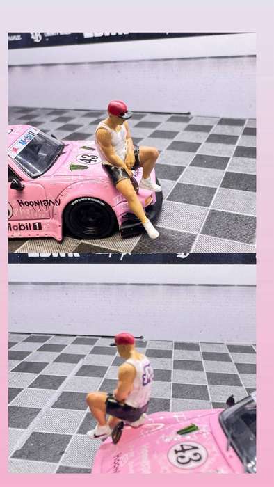 1/64 Figurine